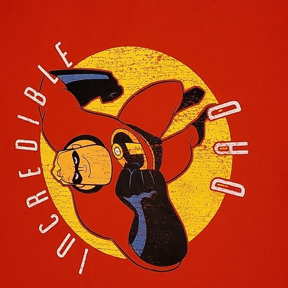 🫧 Disney Incredibles Red "Incredible Dad". Size XL Men - Picture 1 of 6